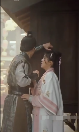 间谍夫妇今天又又又撞任务了 第39集